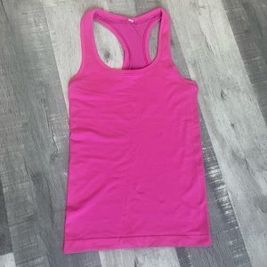 lululemon swiftly tech racerback tank top size 2 in sonic pink